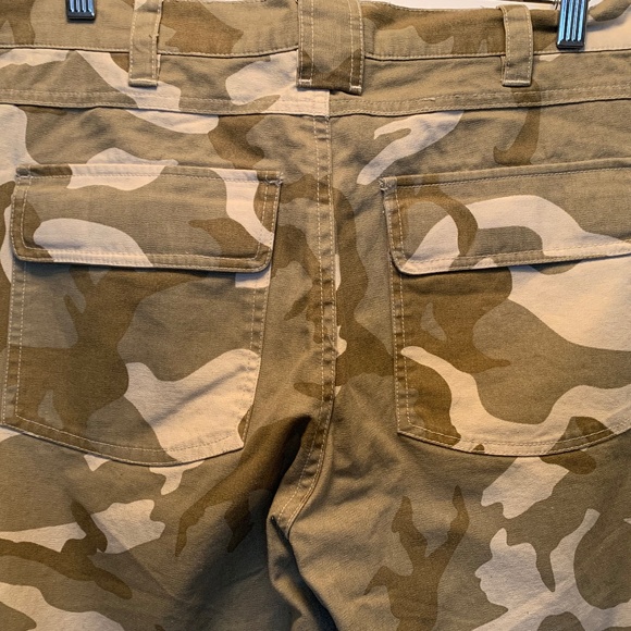 Camo jean like cargo pants - Picture 7 of 8